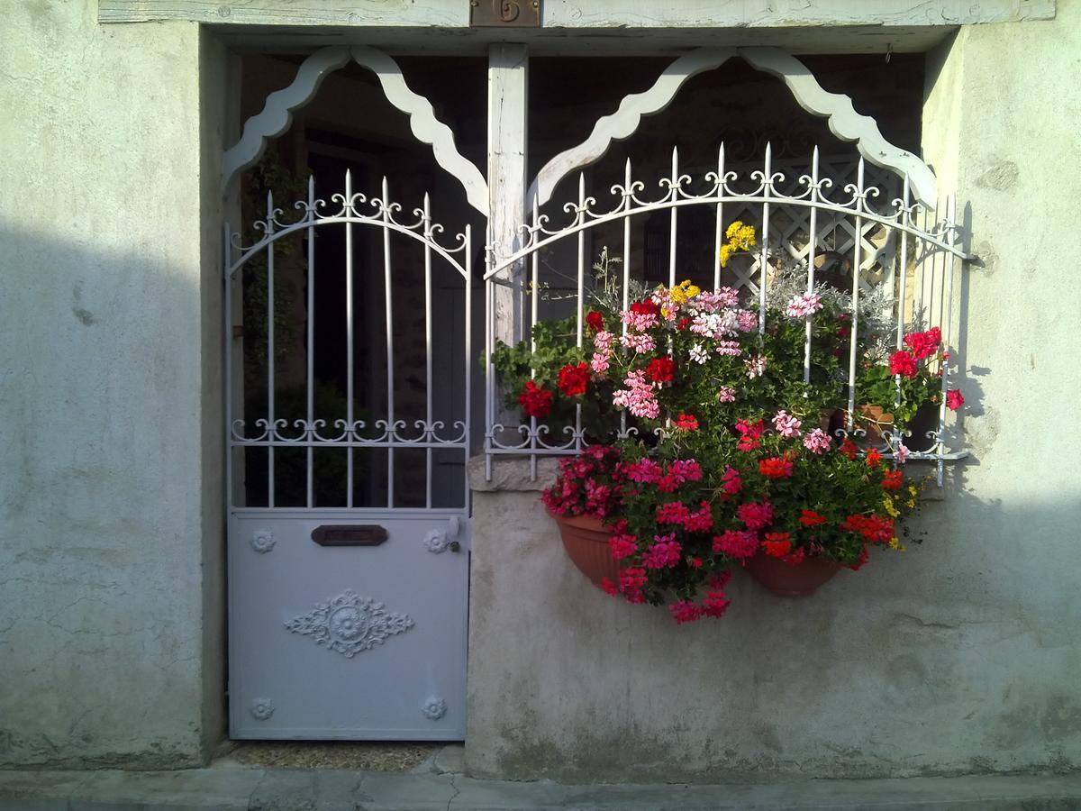 Riverside Home Cottage Trebes Bagian luar foto